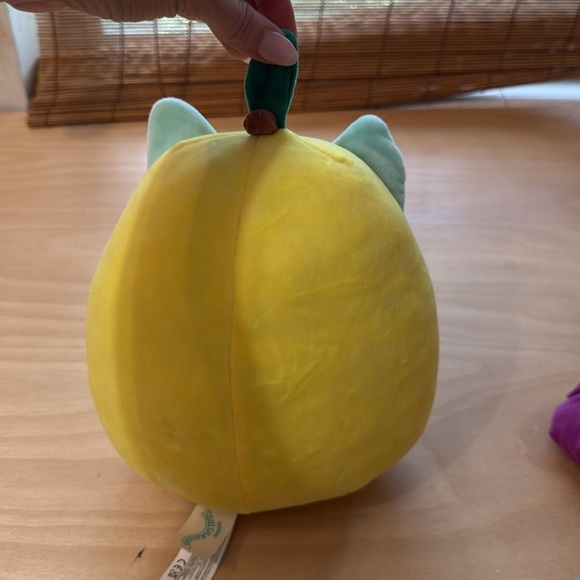 Squishmallows Corinna lemon cat - Picture 3 of 3